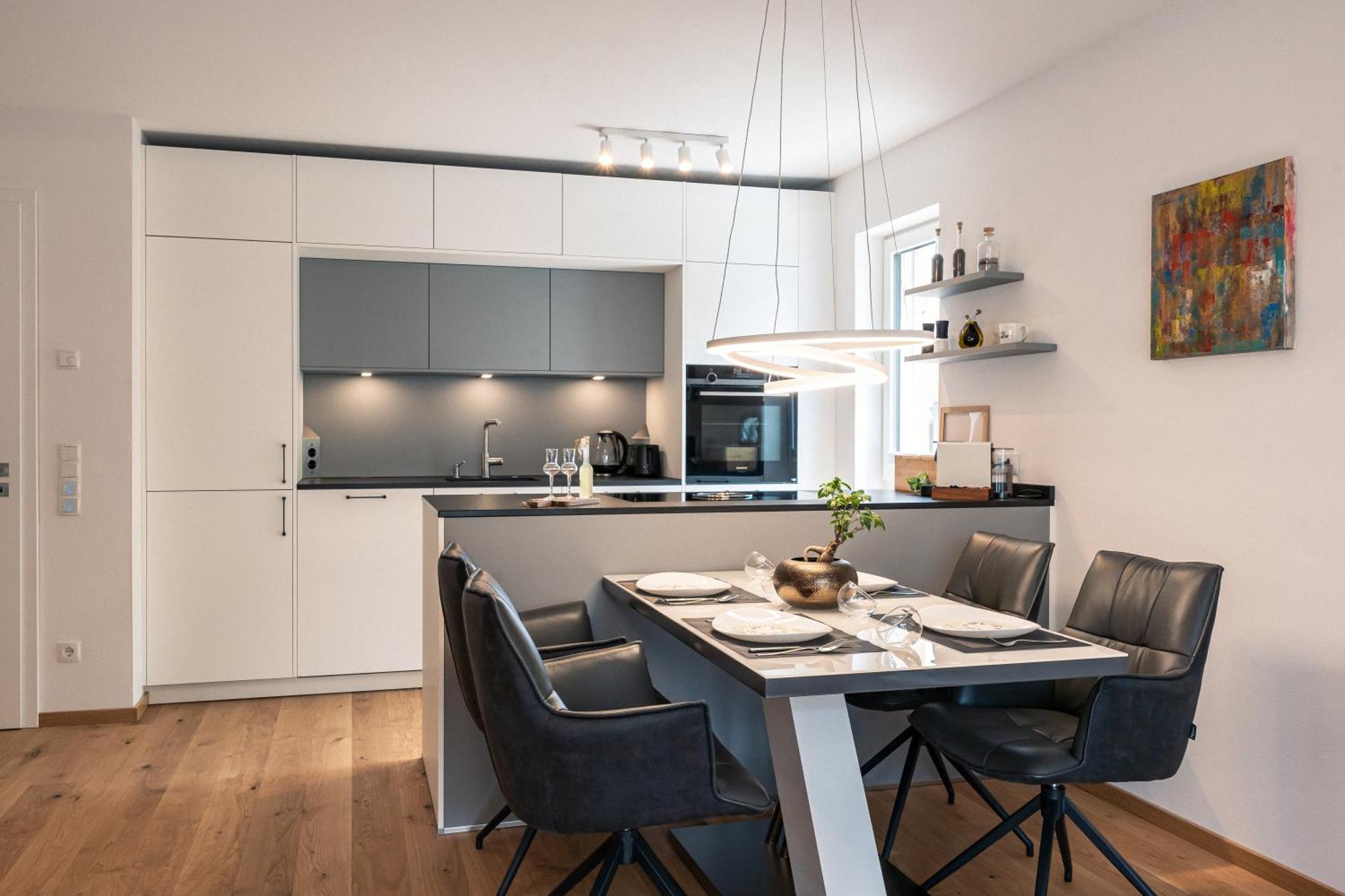 Alpdeluxe Smart Home - Balkon-Wanne-Tiefgarage-Bbq Kolbermoor Extérieur photo